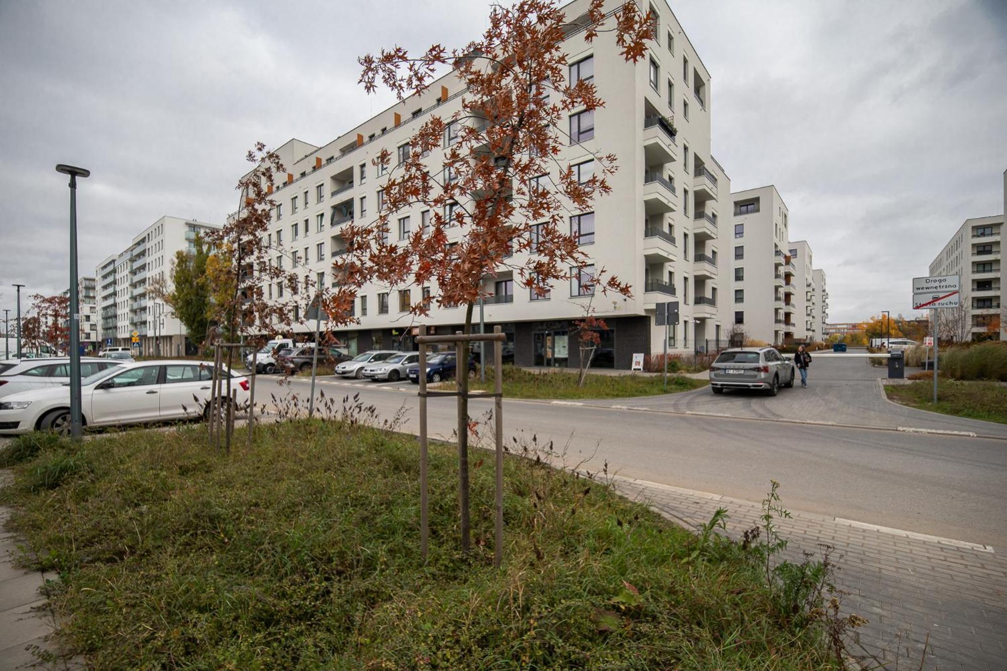 Ministudios Ursus Warsaw Luaran gambar