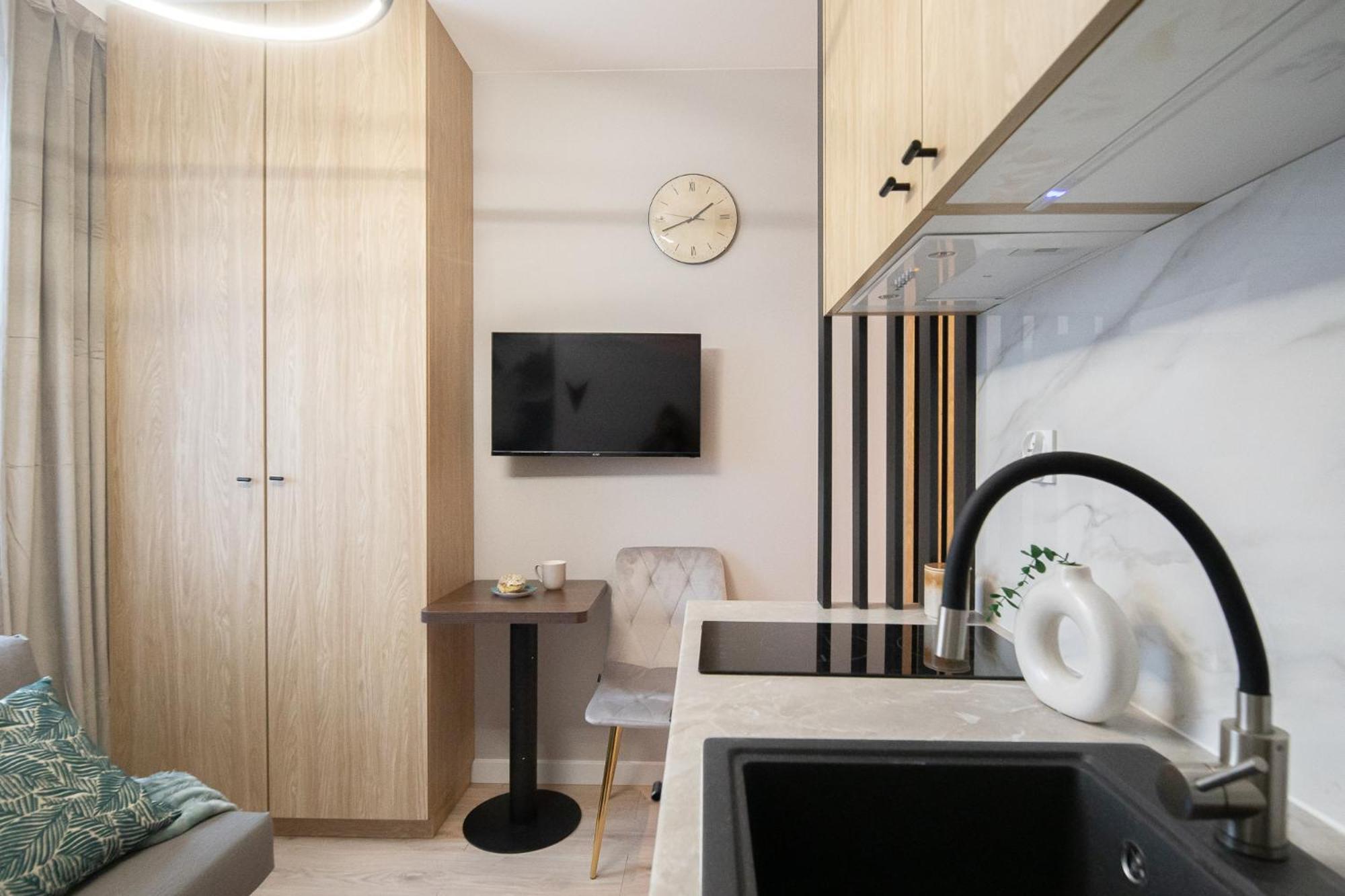 Ministudios Ursus Warsaw Luaran gambar