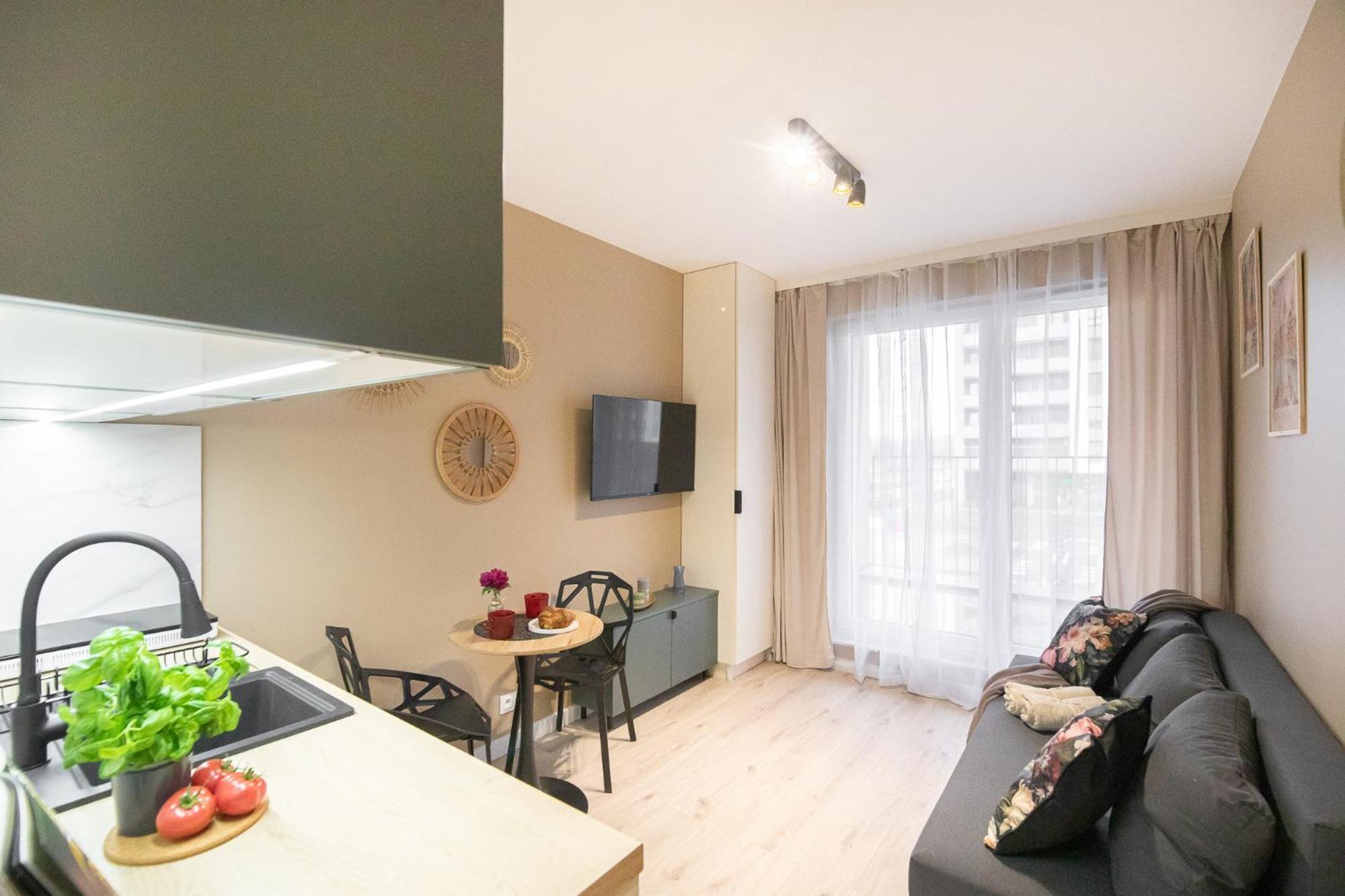 Ministudios Ursus Warsaw Luaran gambar